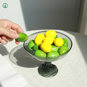 Table Basse en Verre Coloré Contrastant de Style Nordique Danois Écologique, Plateau à Fruits Secs pour Salon, Salle à Manger et Réception – Offre Spéciale - Product Image 3