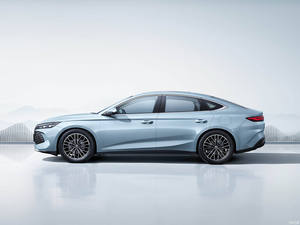 2025 Byd Qin L DM-i 120KM Edición de conducción inteligente AWD sedán de cuatro puertas y cinco plazas con dirección izquierda y asientos de cuero - Product Image 4