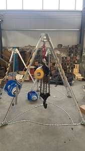 Ad alta sicurezza CE approvato 1Ton capacità di salvataggio in alluminio treppiede con auto blocco verricello per spazio confinato di salvataggio in siti industriali - Product Image 4