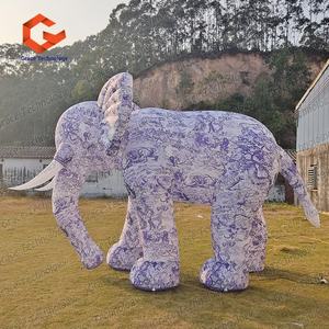カスタム青と白の磁器模様の膨張式象モデル、耐久性のあるPVC製の膨張式象の動物バルーン（展示用） - Product Image 5