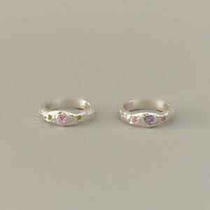 Bague en argent sterling S925 avec incrustation de diamants, texture de lave irrégulière, cœur coloré, design de niche, bague empilable polyvalente, matériau coquille - Product Image 1