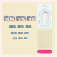 24 faux ongles à presser pour les orteils, plaques d'ongles amovibles Couverture complète des ongles, ferme et imperméable.