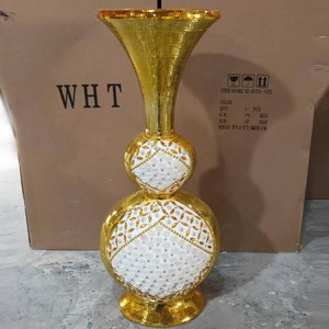 Trompette en verre, grands Vases dorés pour centres de table de mariage - Product Image 2