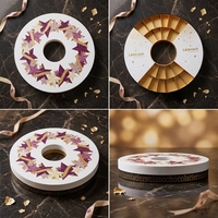 Boîtes d'emballage pour biscuits de luxe personnalisées avec couvercle et base, boîtes cadeaux pour la Saint-Valentin avec insert en papier cartonné doré, boîte à chocolat