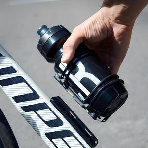 Portabidones BRIVIGA Elegante para Bicicleta de Carretera, Gravel y <span class=keywords><strong>MTB</strong></span>, Magnético, de Liberación Rápida, Fácil de Instalar - Product Image 6