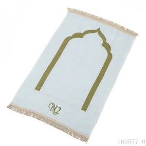 Fabricante suministra al por mayor alfombras de oración musulmanas de chenilla y tapetes para peregrinaciones - Product Image 3