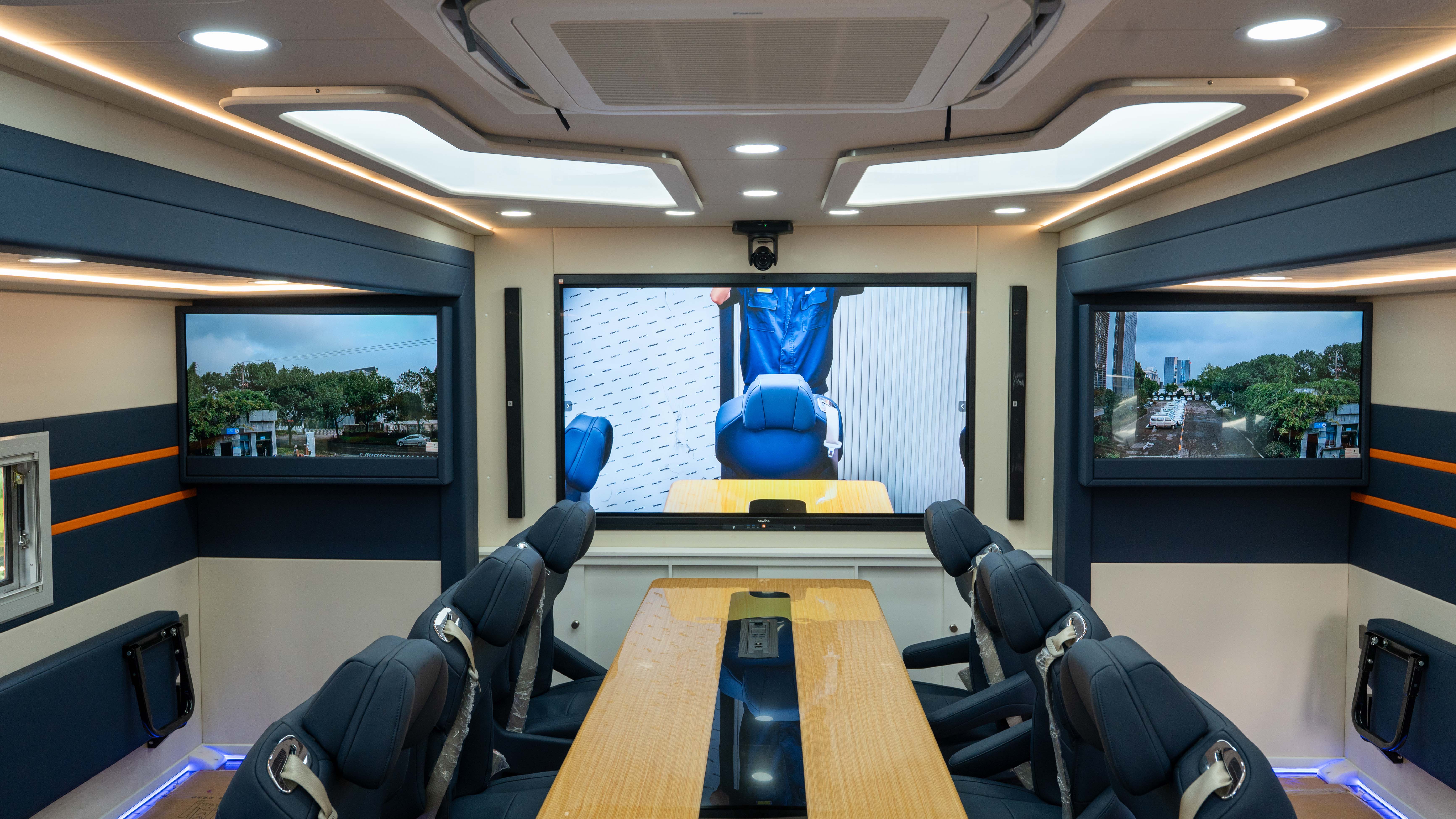 fire fighting rescue command vehicle