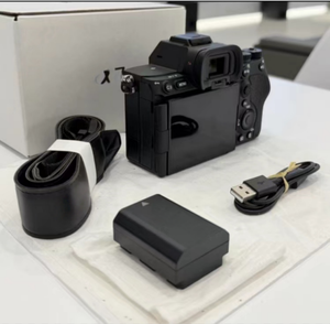 Cámara Micro Single de Fotograma Completo Usada A7M5 Alpha 7V, Multilingüe, Video 4K 120p, Cuerpo Original, Edición Profesional - Product Image 1