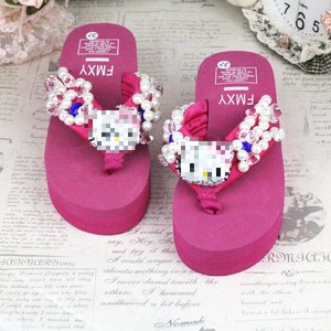 Infradito da donna con perle e gemme, con tacco a zeppa, ideali per la spiaggia, tempestati di brillantini - Product Image 1