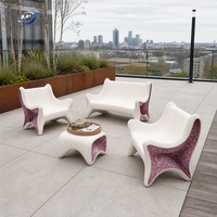 Ensemble de salon de jardin moderne, banc de jardin incurvé et table d'appoint, meubles de terrasse