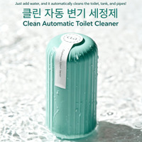 Pembersih Toilet Otomatis Botol Masukkan ke Tangki 2500 Siraman 4 Bulan Pelepasan Lambat Penghilang Kerak dan Pengharum Toilet 6 in 1