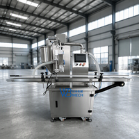 Machine de remplissage de bouteilles entièrement automatique en acier inoxydable avec pompe à engrenages pour liquides et pâtes, idéale pour les cosmétiques, le shampoing, la crème et les détergents.