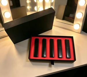 Top 5 des rouges à lèvres en Europe et en Amérique, 1,6 g, haute brillance, couvrance totale, longue tenue, hydratant et non desséchant. Disponible dans - Product Image 2