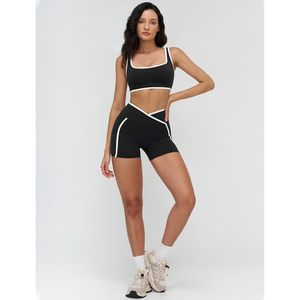 Conjunto Deportivo de Dos Piezas para Mujer, Bra Deportivo con Bloques de Color, Shorts de Cintura Alta, Ropa Deportiva para Gimnasio y Yoga, Ribete en Contraste, Transpirable y de Secado Rápido - Product Image 4