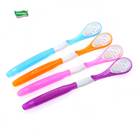 CoralClean Grattoir à Langue Double Tête en Plastique avec Poignée Antidérapante, Brosse en Nylon Réutilisable pour Élimination Profonde des Débris, Haleine Fraîche, Soin Buccal