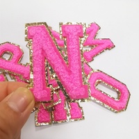 Patchs personnalisés en cuir PU brodés de l'alphabet à paillettes de 5/6/7cm patchs en chenille pour lettres thermocollantes pour vêtements et uniformes