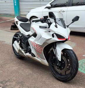 <span class=keywords><strong>Moto</strong></span> tout-terrain Ducasen DK400 blanche, 400 cm³, bicylindre, carburant <span class=keywords><strong>électrique</strong></span>, excellent état - Product Image 6