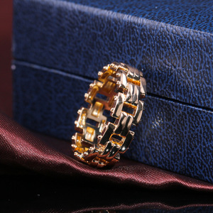 Anello Creativo per Coppie, Elegante Gioiello per Fidanzamento, Uso Quotidiano e Feste, Regalo di Moda - Product Image 5