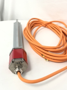 เซ็นเซอร์วัดระยะเคลื่อนที่เชิงเส้น Temposonics รุ่น R ซีรีส์ RPK1500MD601A02C01  ปรับใช้ได้กับโครงสร้างไฮดรอลิกและกลไกที่หลากหลาย - Product Image 2