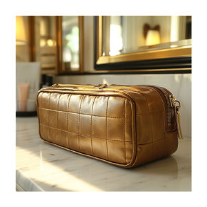 OEM ODM Sac cosmétique de luxe personnalisé de grande capacité Sac cosmétique portable et étanche en PU Trousse de maquillage de voyage Trousse de toilette - Product Image 3