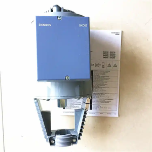 Actuador Electrohidráulico de Retorno por Resorte SKC82.61, 2800 N, 40 mm, CA 24 V, 3 Posiciones, 120s de Funcionamiento, P54 - Product Image 1