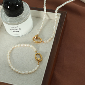 สร้อยคอมุกธรรมชาติ 40 ซม. สีขาว 4 มม.-5 มม. เกรด AAA ตัวล็อคทองคำ สำหรับผู้หญิง สวมใส่ได้ทุกวัน - Product Image 4