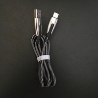 Cables USB Tipo A a Tipo C con Luces LED Azules de Línea Trenzada a Prueba de Tirones para Teléfonos Móviles de Supermercados