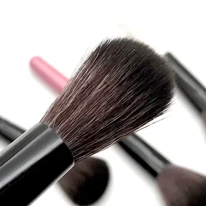 Maquiagem Escova Custom LOGO Fábrica Direta Fornecimento 4 Cores Nylon Cerdas Fundação BB Creme Make Up Brushes
