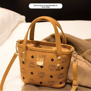 Sac à main de luxe élégant pour femme avec fermeture éclair et bandoulière unique, motif floral en PU, sac messager portable - Product Image 2