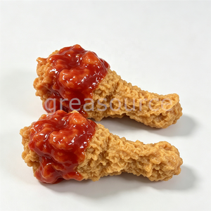 Modelo de PVC de muslo de pollo frito falso, set de exhibición para escaparates de restaurantes de comida rápida y carros de comida, con salsa de tomate crujiente artificial. - Product Image 5