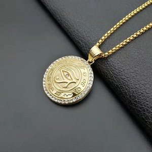 Collar Ojo de Horus de Acero Inoxidable, 10 Años de Experiencia de Fábrica, Collar Moderno Personalizado en Oro para Mujer, Colgante con Cadena de Eslabones - Product Image 6