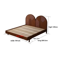 Grand lit double vintage en bois de cerisier massif avec tête de lit haute pour chambre principale ou lit de mariage