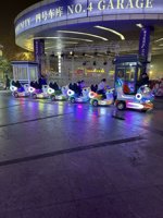 Train électrique sans rails pour enfants en plein air avec matériaux en peluche et en alliage pour l'école, la maison, les centres commerciaux et les parcs d'attractions