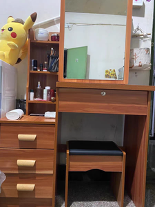 Table de toilette moderne avec miroir LED, tiroirs et bureau de maquillage pour femmes et filles, design élégant - Product Image 4