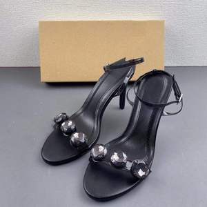 Sandalias de Verano Modernas con Pedrería Negra, Tacones Altos con Correa en el Tobillo para Damas - Product Image 2