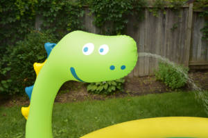 Piscina Inflable Redonda para Niños Jilong Avenli 17786 de 1.75m X 62cm con Diseño de Dinosaurio 3D y <span class=keywords><strong>Spray</strong></span> de <span class=keywords><strong>Agua</strong></span>, PVC, 2025 - Product Image 3