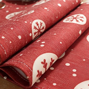 Nappe de Noël Harmonie personnalisée en gros Tissu Motif Impression Décoration de table Linge de maison Chemin de table de Noël - Product Image 2