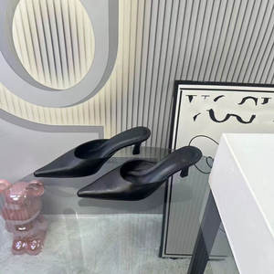 शीर्ष गुणवत्ता वाली नई शैली ग्रीष्मकालीन असली लेदर भूरे ब्रांड के सैंडल डिजाइनर हाई हील्स 2024 जूते महिलाओं के लिए नई शैली - Product Image 5