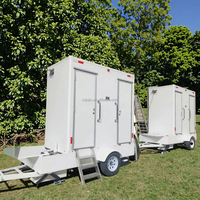 Toilettes préfabriquées sur roues pour le camping en plein air, les écoles et les ateliers |   Remorque de toilettes mobiles modernes et portables – Vente rapide