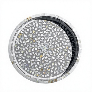 Plateau de service et de rangement exclusif fait main avec incrustation de nacre, élégant organisateur en mosaïque de coquillages pour table à manger, accessoires - Product Image 1