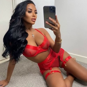 ملابس داخلية نسائية عالية الجودة، طقم من 3 قطع، ملابس نوم مثيرة سوداء بتصميم شبكي مريح - Product Image 4