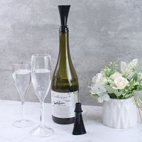 Nouvelle conception triangulaire, bouteille de champagne miniature en plastique de qualité alimentaire, bec verseur pour bouteille de vin, pour les fêtes et les mariages