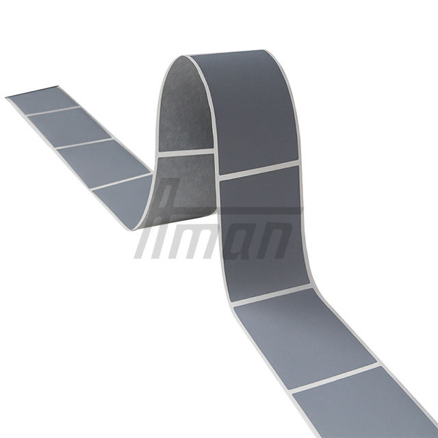 สีเทาเข้ม