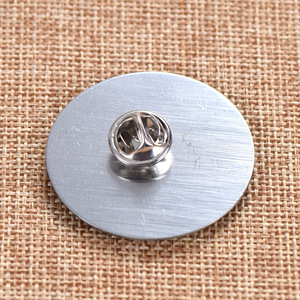 Badges métalliques personnalisés de forme irrégulière, sans nickel, cadeaux d'affaires pour bureaux - Product Image 4