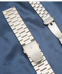 Cinturino per orologio a tre maglie in metallo di lusso in acciaio inossidabile per orologio <span class=keywords><strong>Samsung</strong></span> 14mm 16mm 18mm 20mm 22mm 24mm cinturino per orologio in acciaio inossidabile - Product Image 3