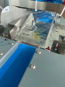 Máy đóng gói gối ngang tự động LC dành cho bánh mì, kẹo & đồ ăn nhẹ - Máy đóng gói dạng flow tốc độ cao - Product Image 4