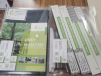 JINDI Échantillon gratuit Moustiquaire en fibre de verre Rouleau de maille