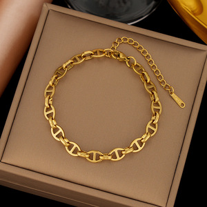 En gros, Ensembles de bijoux de mode pour femmes en acier inoxydable plaqué or 18 carats, comprenant colliers ras-du-cou et bracelets à maillons épais style « nez de cochon » - Product Image 3