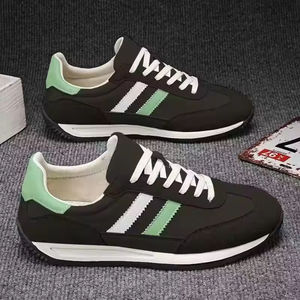 รองเท้ากีฬาสปริง 2025 รุ่นคลาสสิกใหม่ ทนทาน พื้นหนา ระบายอากาศได้ดี ปิดหัวเท้า เพิ่มความสูง กันน้ำ กันลื่น ทันสมัย - Product Image 5