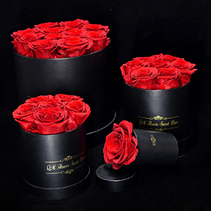 Caja Redonda Blanca Personalizada al por Mayor con <span class=keywords><strong>Mini</strong></span> <span class=keywords><strong>Rosas</strong></span> <span class=keywords><strong>Preservadas</strong></span>, <span class=keywords><strong>Rosas</strong></span> Eternas para Acción de Gracias y Año Nuevo - Product Image 5